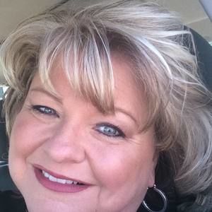 Meet your Posher, Sandy